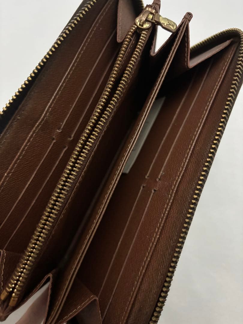 LOUIS VUITTON 長財布 ルイヴィトン ジッピーウォレット モノグラム