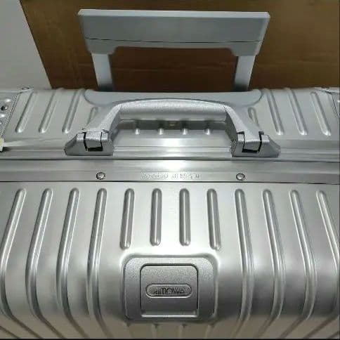ドミールですm(_ _)m　　　78L リモワ RIMOWA トパーズ