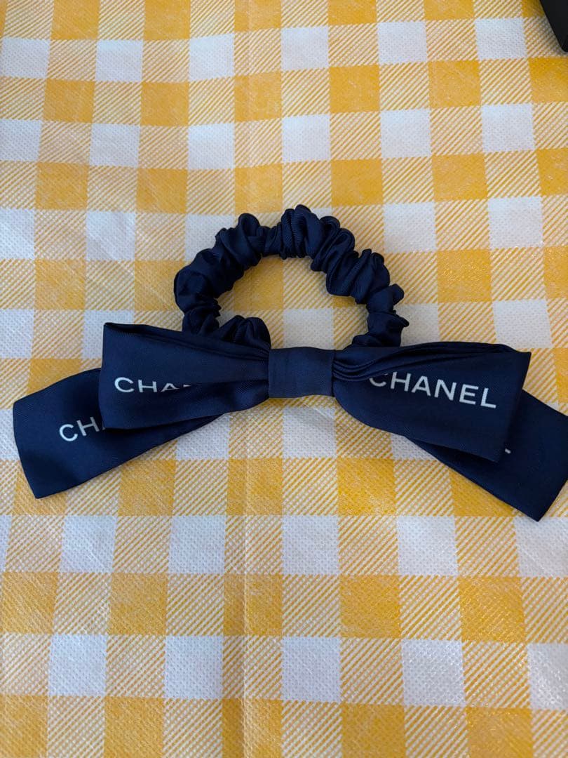 CHANEL リボン付きシュシュ　ヘアゴム ネイビー