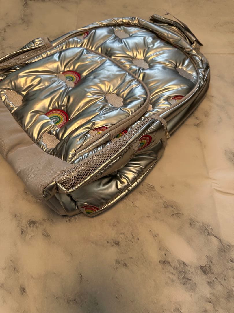 ポッタリーバーンリュック シルバー