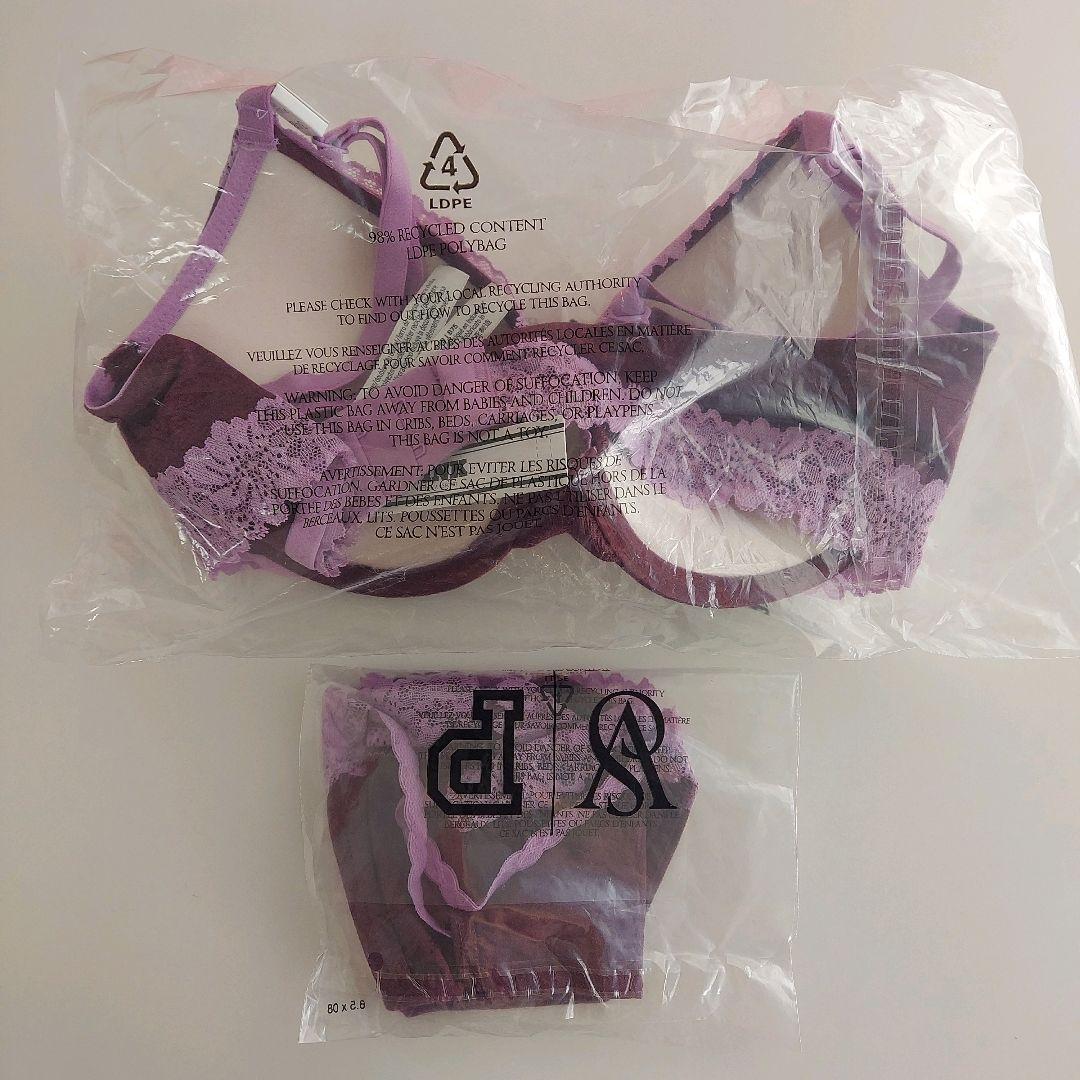 VS PINK プッシュアップブラ&ショーツ