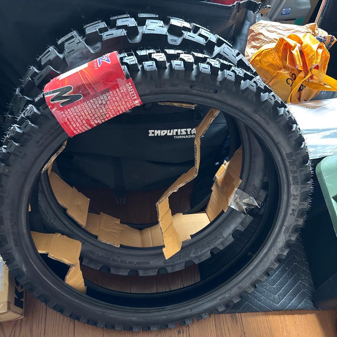 MOTOZ Adventure 前後セット