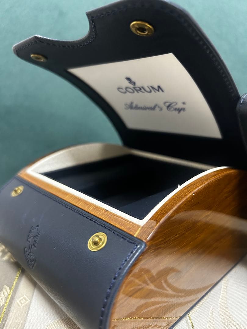 CORUM 純正時計ボックス