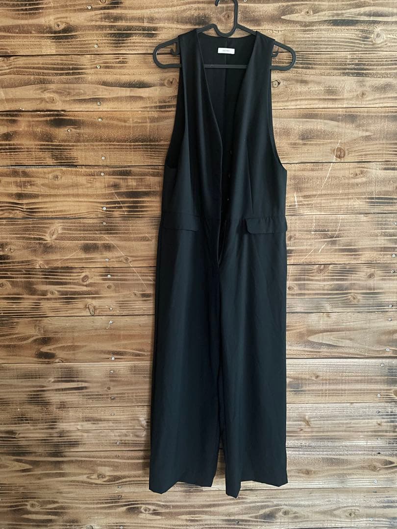 トゥモローランド　DES PRES 黒 サロペット ワイドパンツ サイズＦ