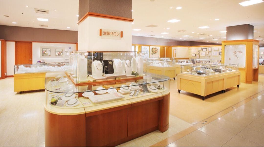 【新品百貨店商品／総本店】2183天女級アコヤ真珠フリーリング最強珠を付けました