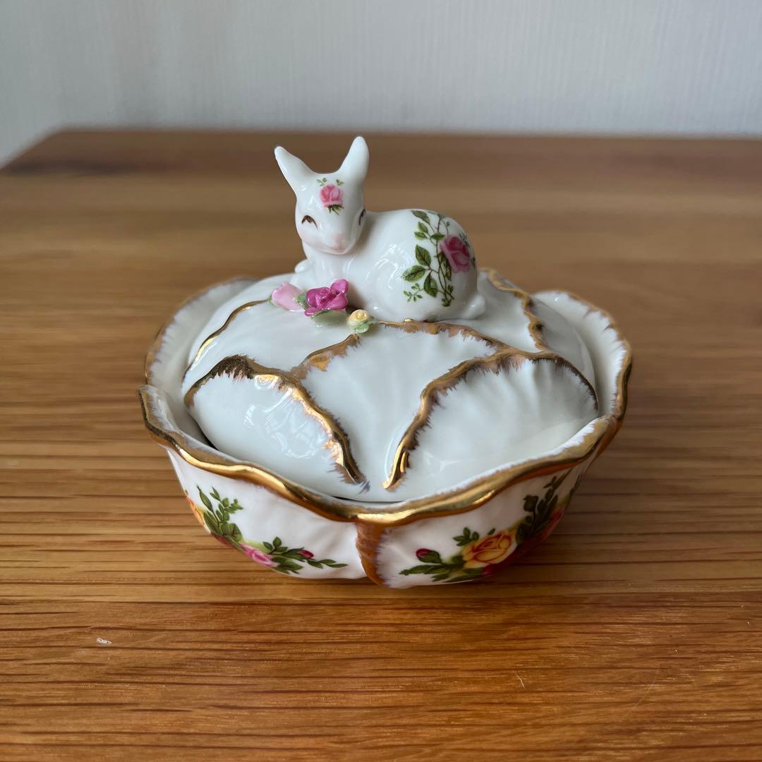 ロイヤルアルバート　バニー　トリンケット