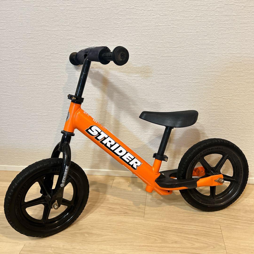 【美品】 STRIDER 日本正規品 バランスバイク 12インチ オレンジ