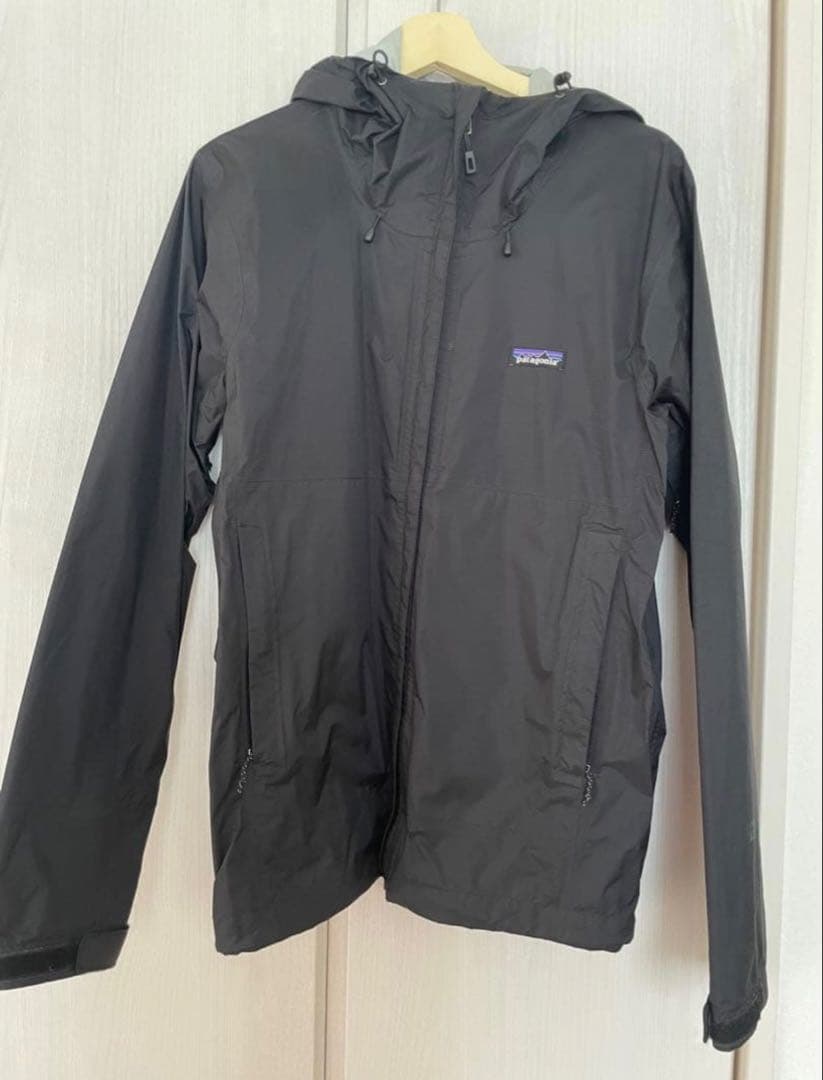 patagonia トレントシェルジャケット　ブラック