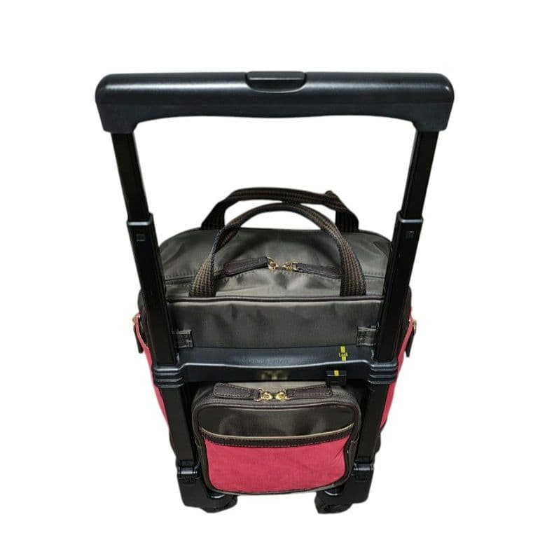 ★美品 廃盤品★SWANY スワニー キャリーバッグ パパーゴ 4輪ストッパー付