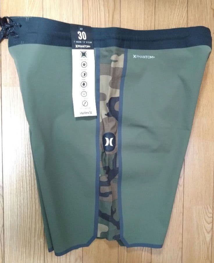 Hurley　ハーレー　PHANTOM＋　サーフパンツ　水着　サイズ30 迷彩