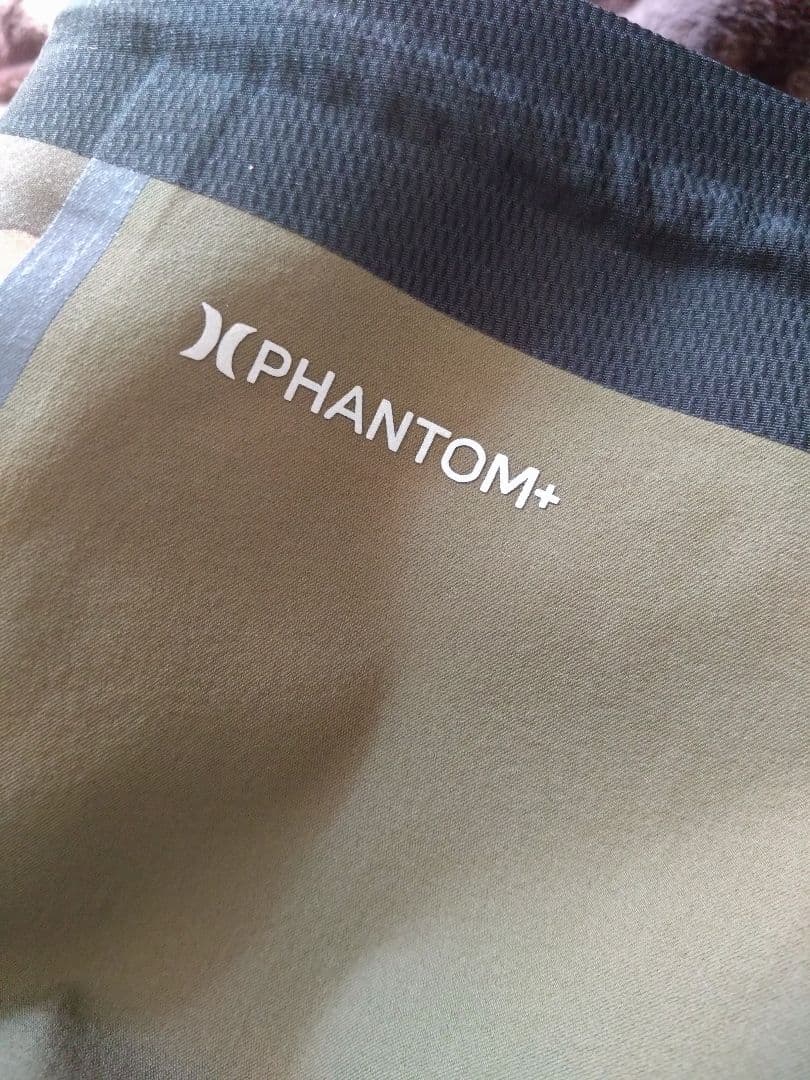 Hurley　ハーレー　PHANTOM＋　サーフパンツ　水着　サイズ30 迷彩