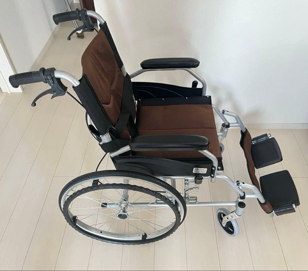 自走介助兼用車椅子