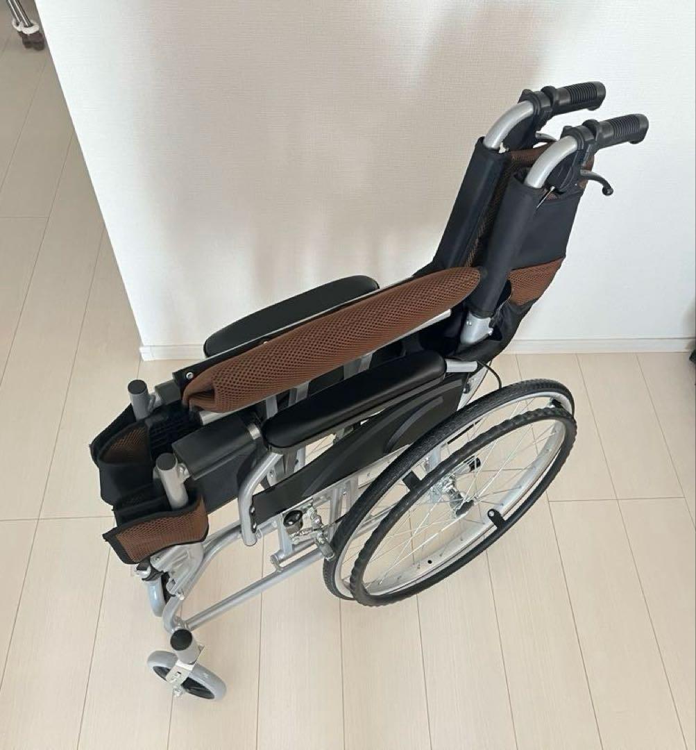 自走介助兼用車椅子