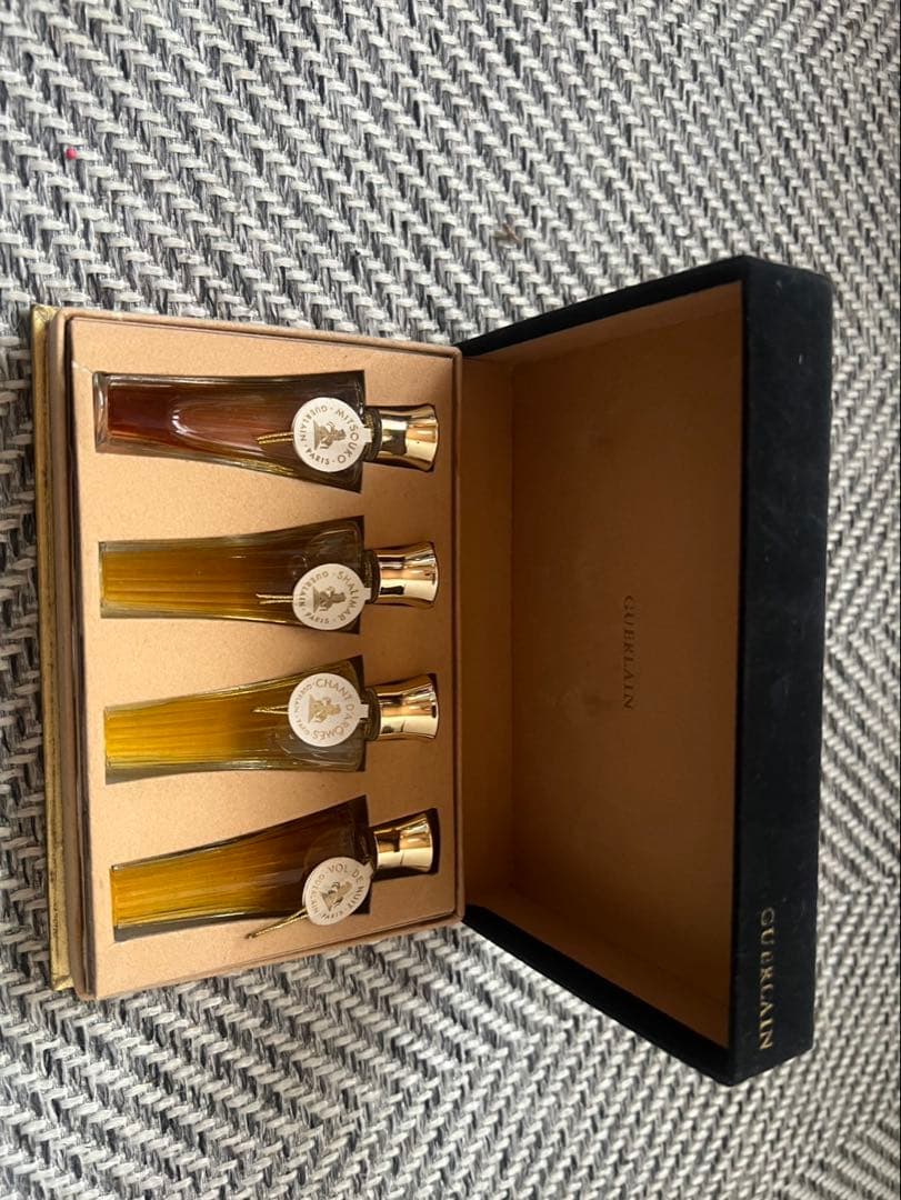 Guerlain 香水セット 4本入り ギフトボックス　中古
