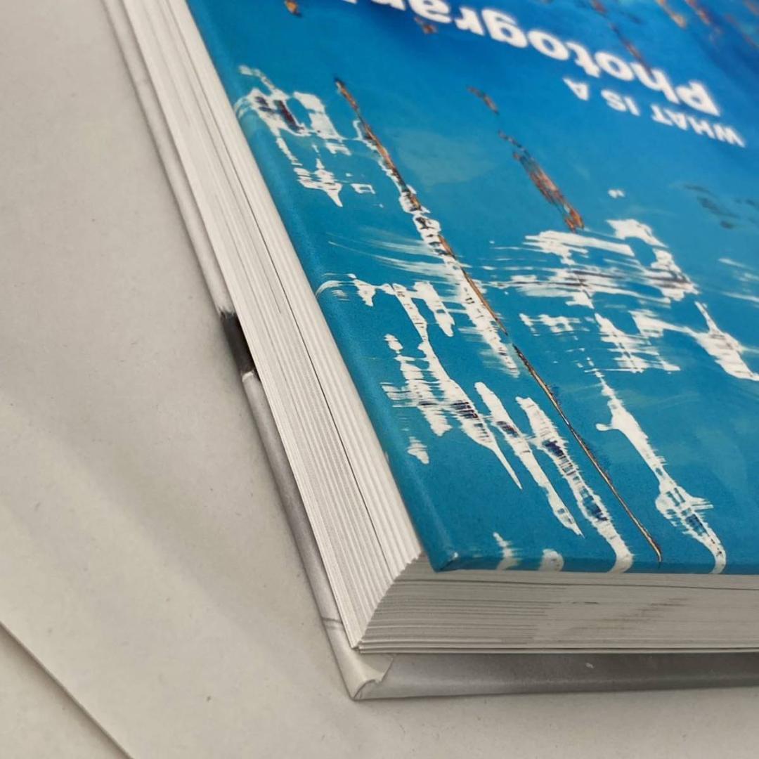 WHAT IS A Photograph? ハードカバー アート 洋書 英語版
