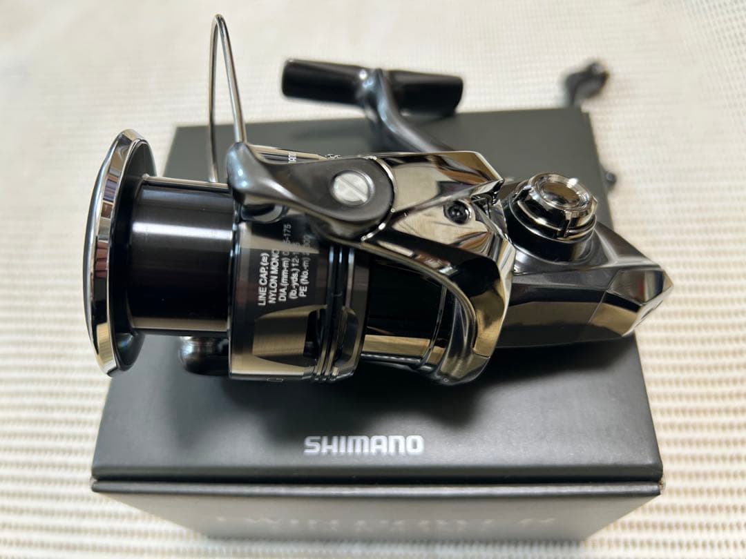 24 シマノ　ツインパワー　C5000XG