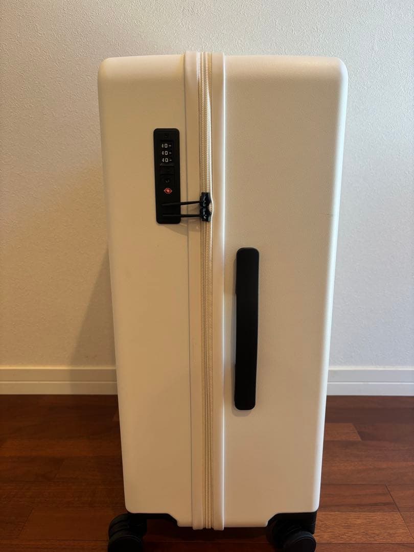 [美品]ACEスーツケース ベベル Mサイズ 63L ミルク（アイボリー）