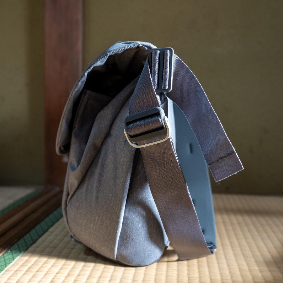 【新品・未使用】Everyday Messenger ピークデザイン