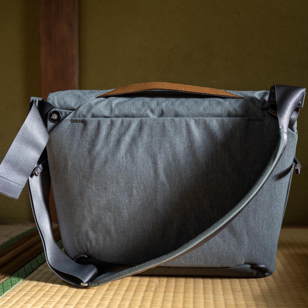【新品・未使用】Everyday Messenger ピークデザイン