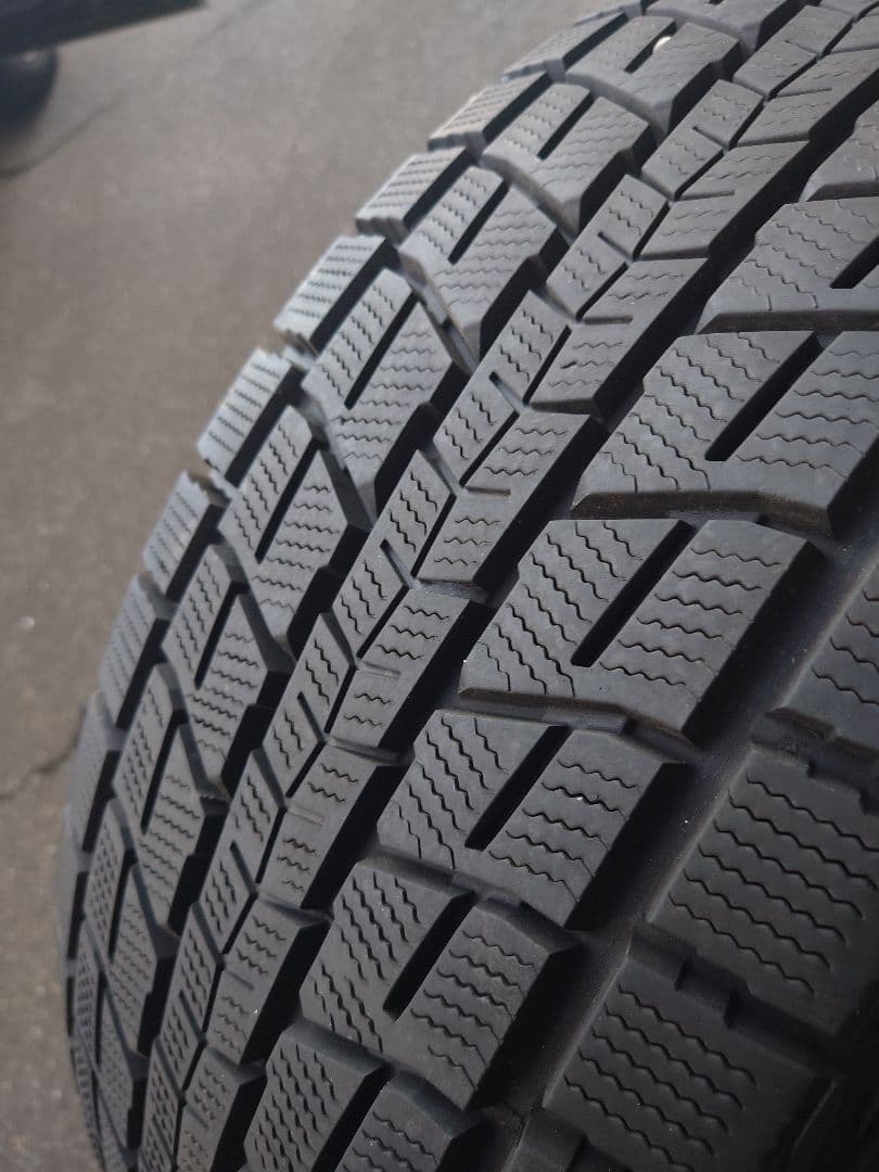 DUNLOP265/60R18スタッドレスタイヤ4本セット
