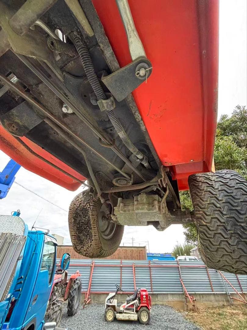 Husqvarna LT 130 草刈り用トラクター茨城县引き取り 限定