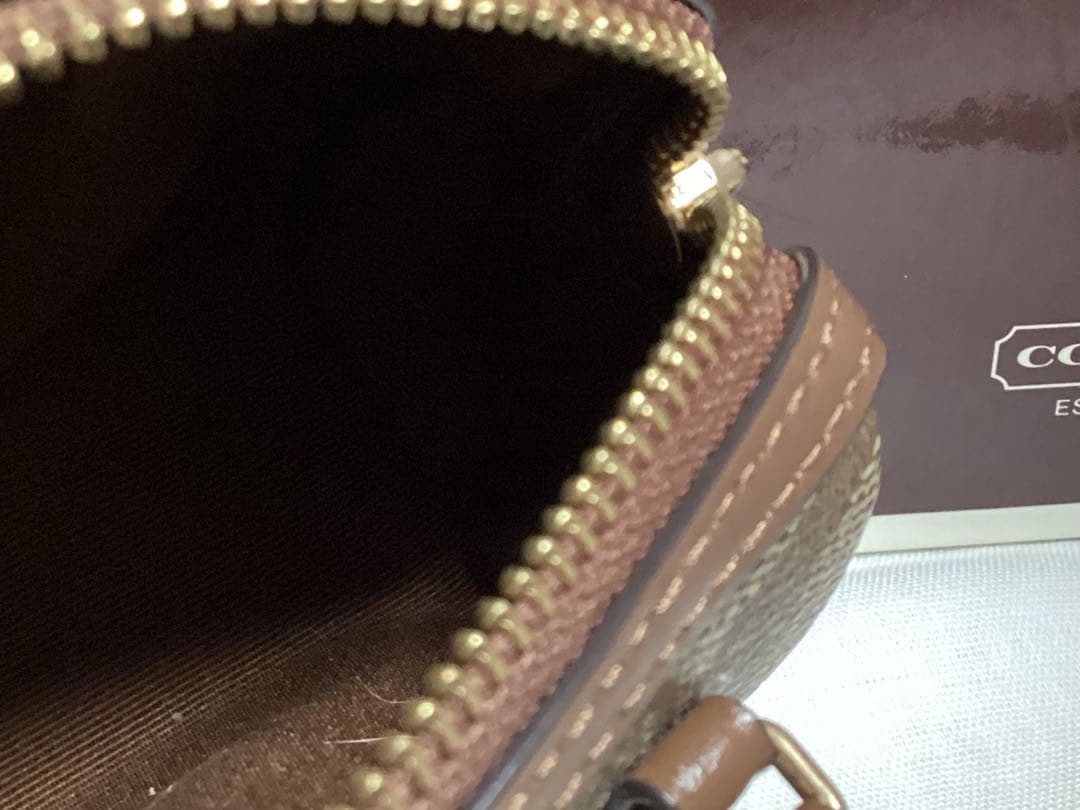 未使用コーチCOACH モノグラムミニバッグキーホルダーストラップ付き本物