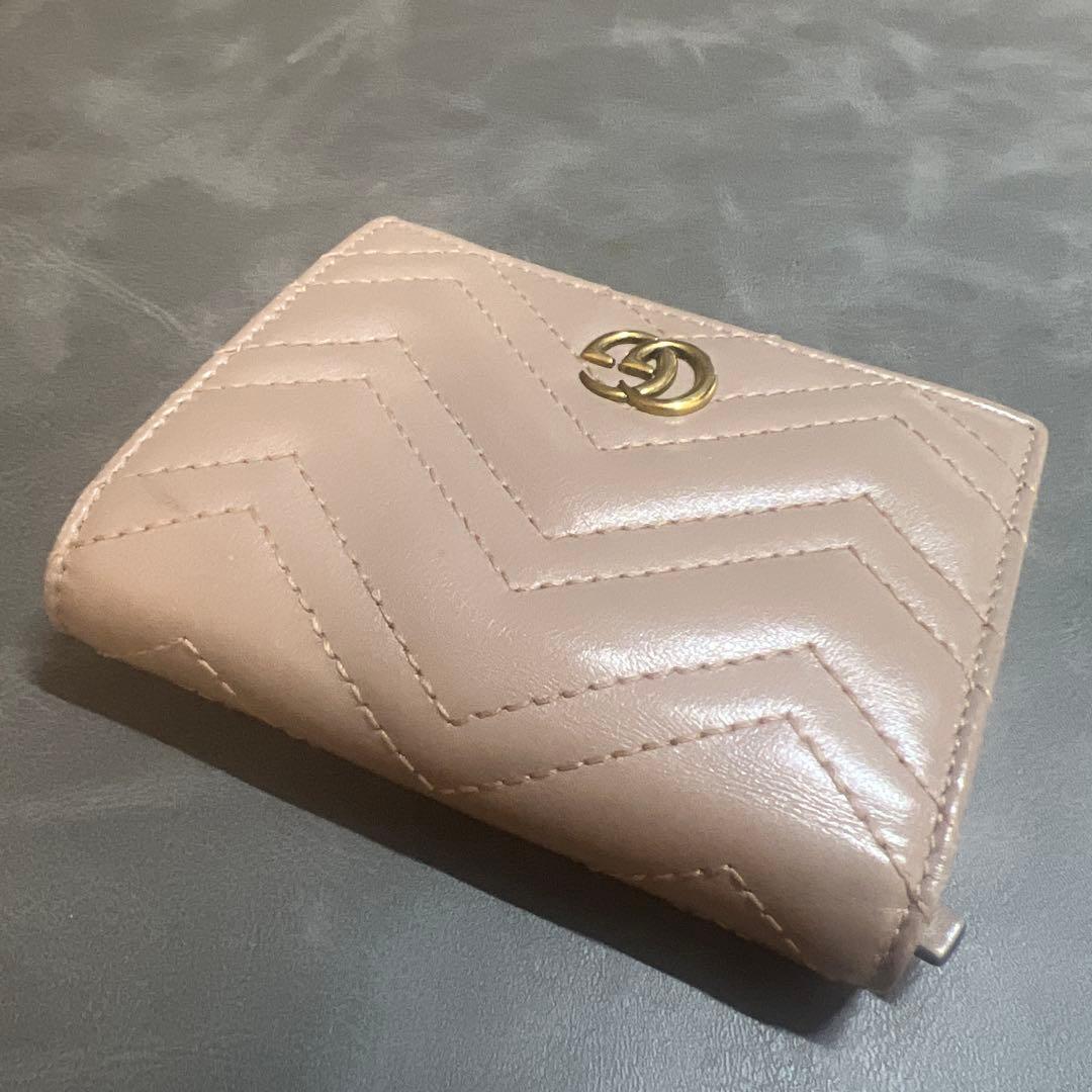 GUCCI 二つ折り財布 ggマーモント キルティング レディース