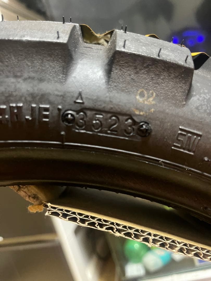 SHINKO E805 150/70B17 69Q TL 新品未使用