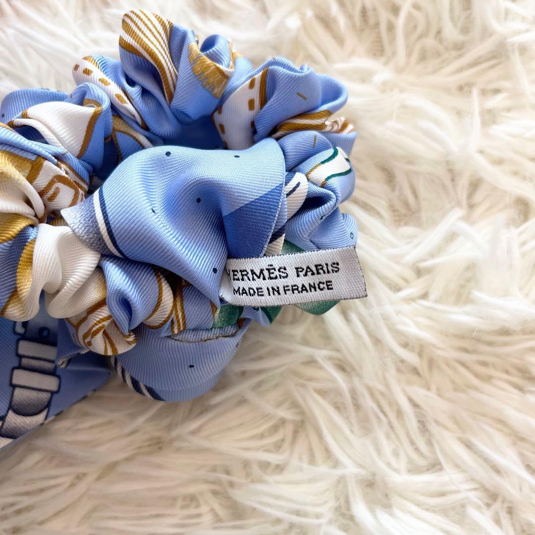 未使用級✨HERMES　エルメス　プリントシルクツイルヘアシュシュ　ライトブルー
