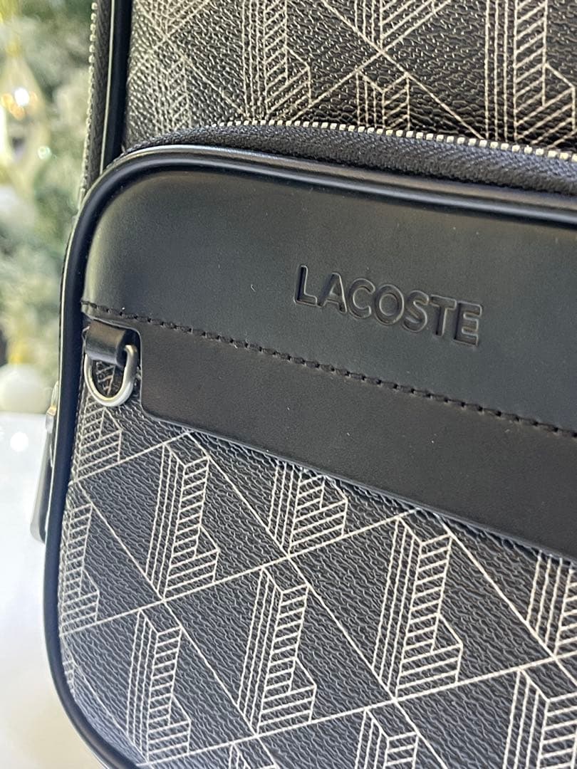 LACOSTE ラコステ メンズ ボディバッグ 黒 モノグラム 未使用　ブラック