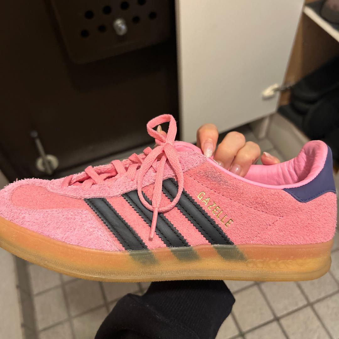 adidas ガゼル　ピンク