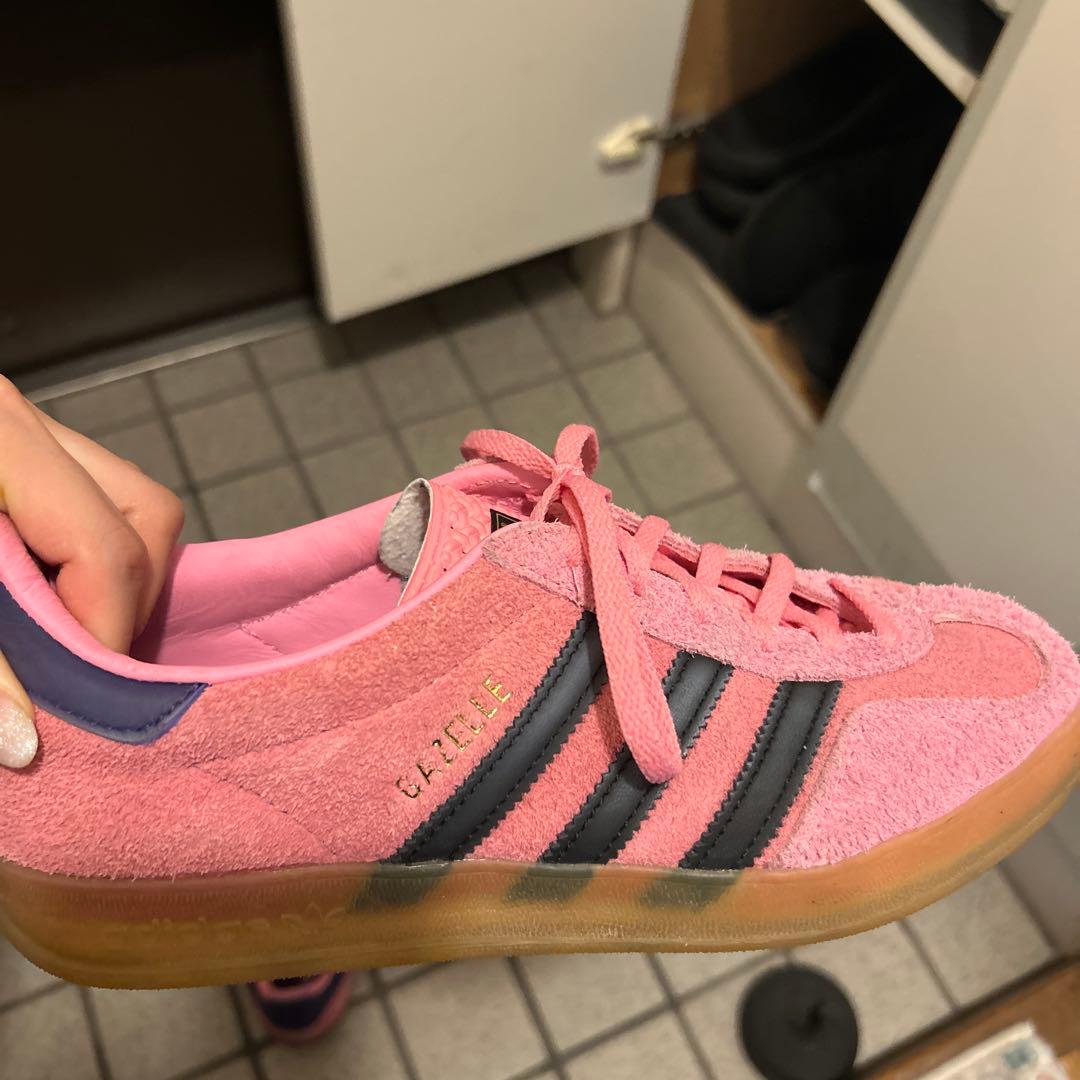 adidas ガゼル　ピンク