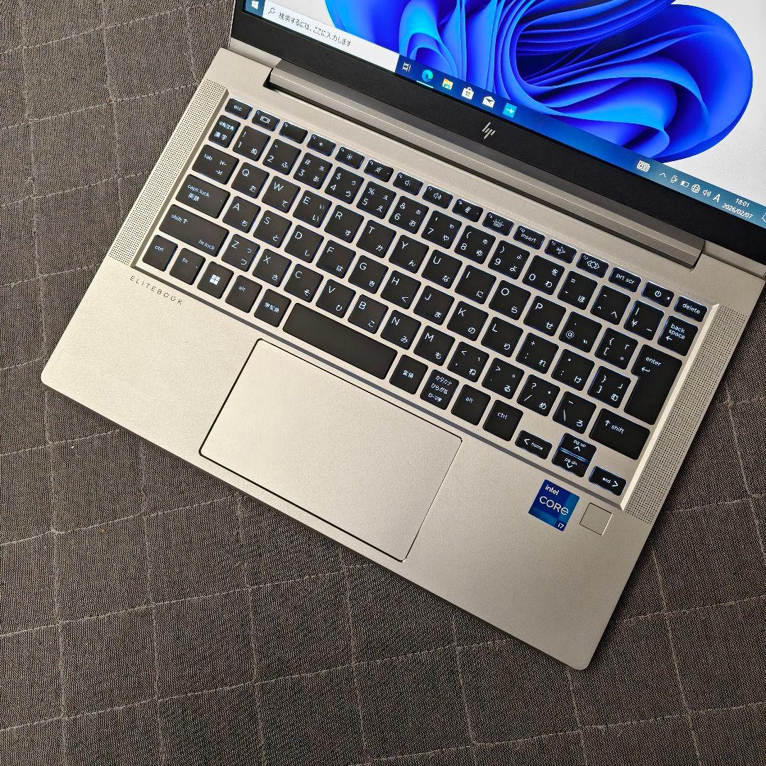 2023年8月 日本製 超美品 HP 爆速 13世代i7 32GB 512GB