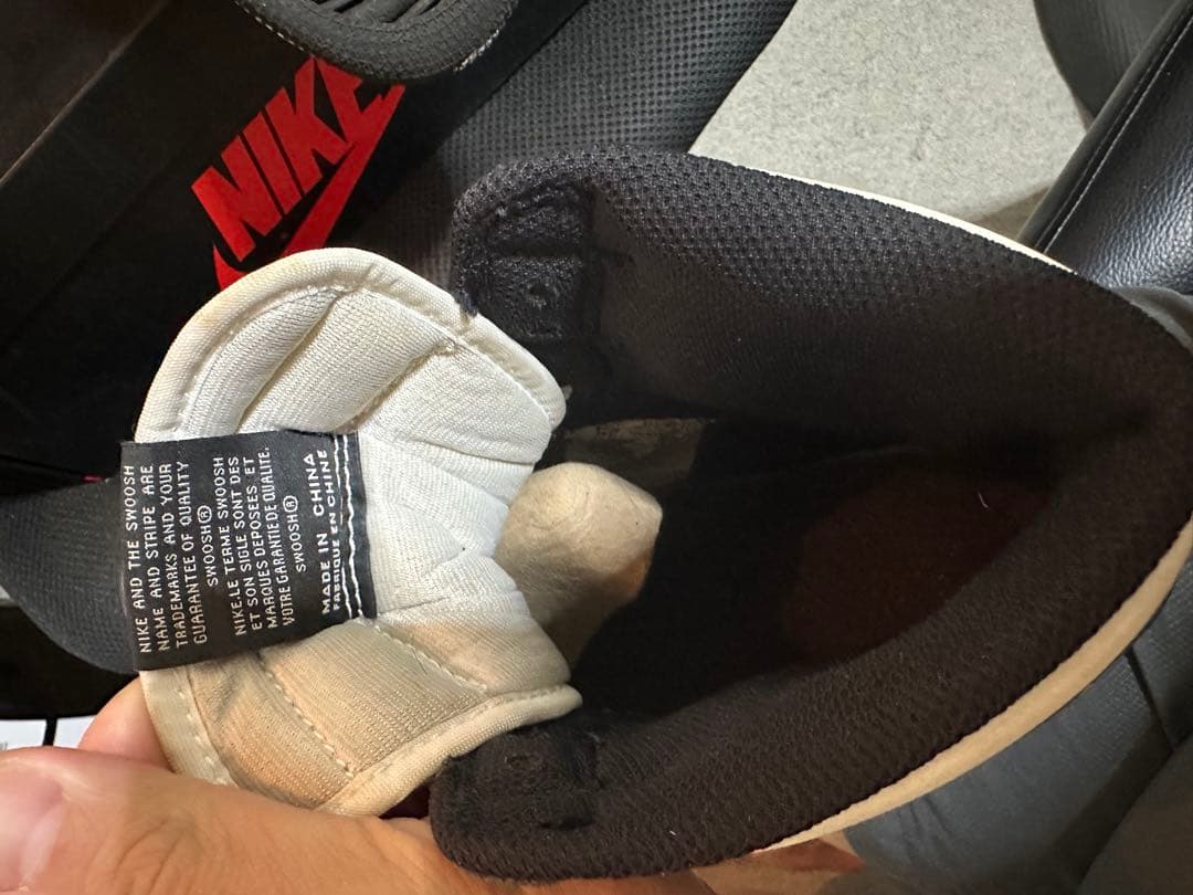 NIKE Air Jordan 1 ホワイト/ブラック