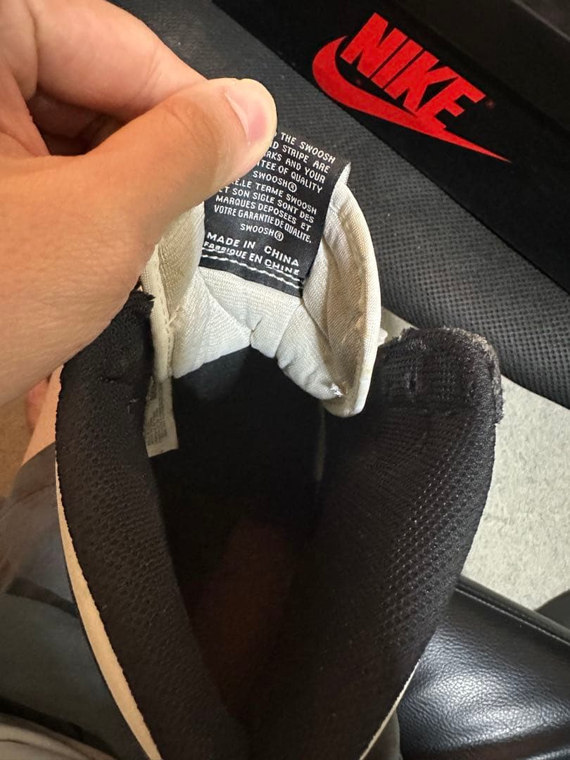 NIKE Air Jordan 1 ホワイト/ブラック