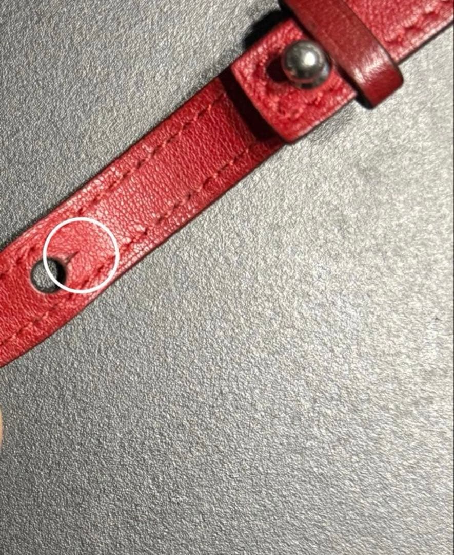 エルメス airtag キーホルダー