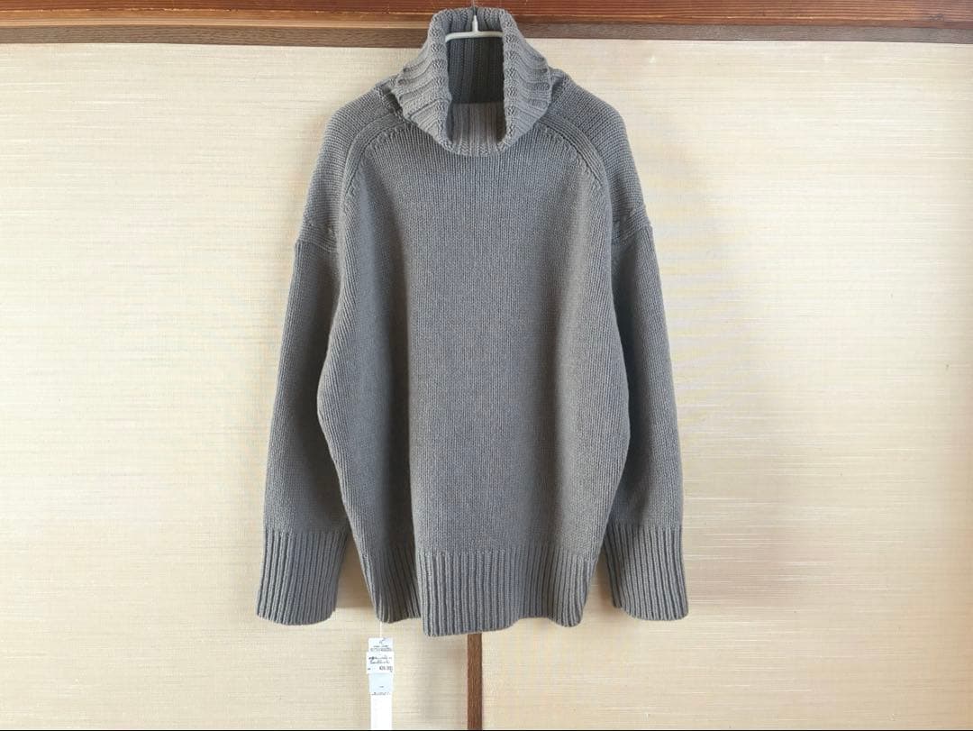 新品ギャルリーヴィーGALERIE VIEファインウールタートルネックPO