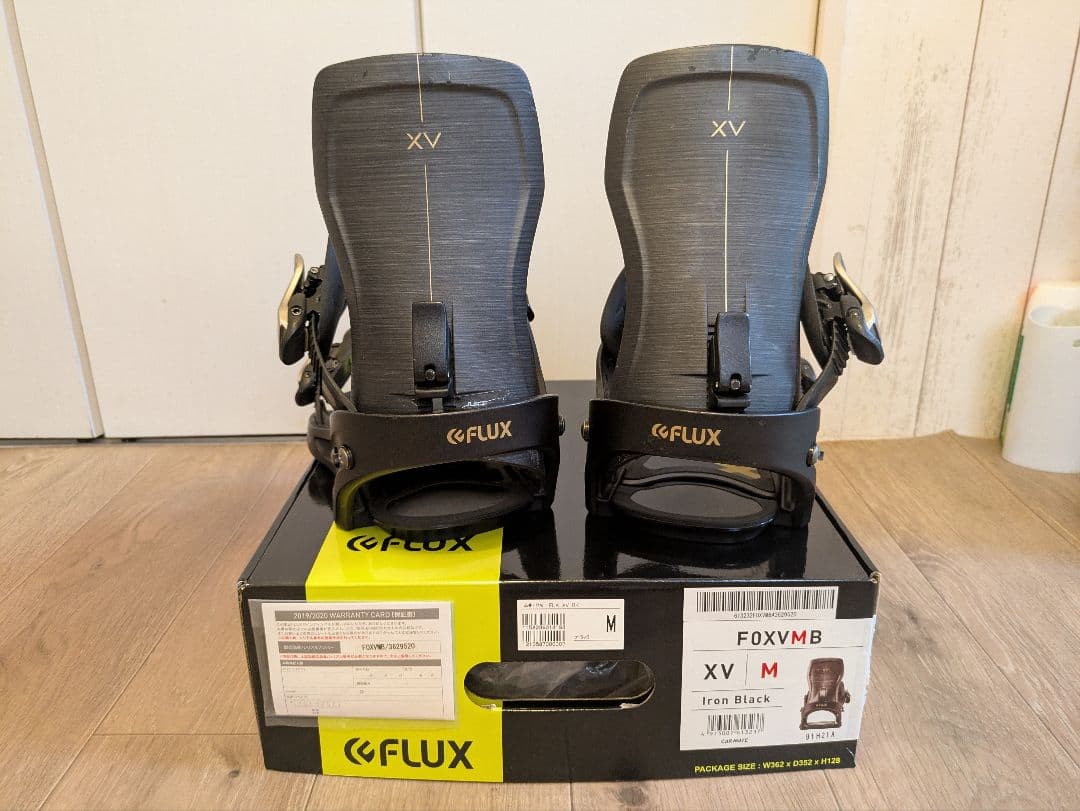 最高峰モデル FLUX XV ビンディング M カーボンハイバック