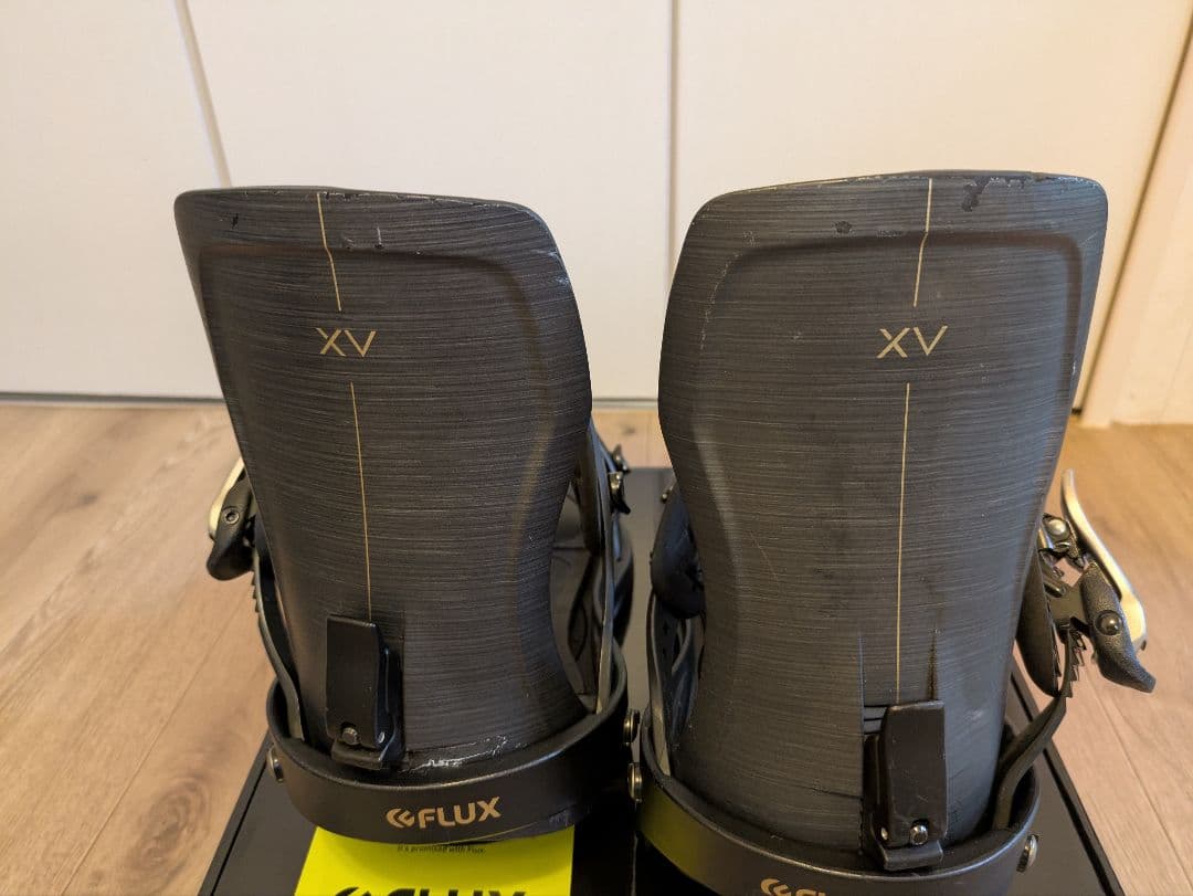 最高峰モデル FLUX XV ビンディング M カーボンハイバック