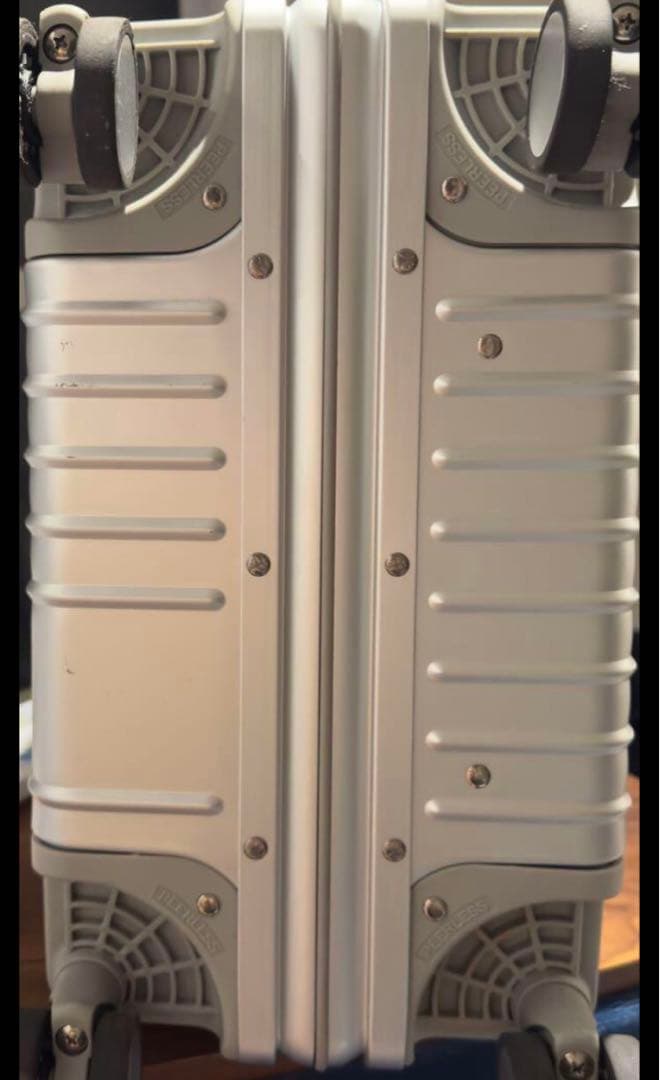 イノベーターアルミスーツケース36L
