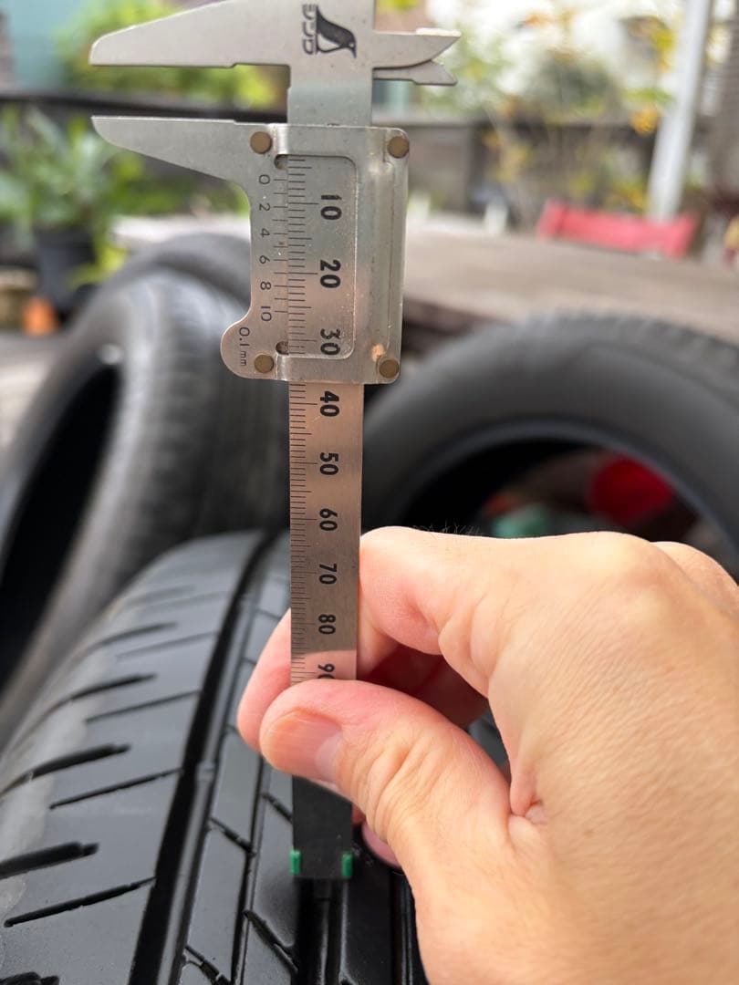 ブリヂストン アレンザ H/L33 225/60R18 4本