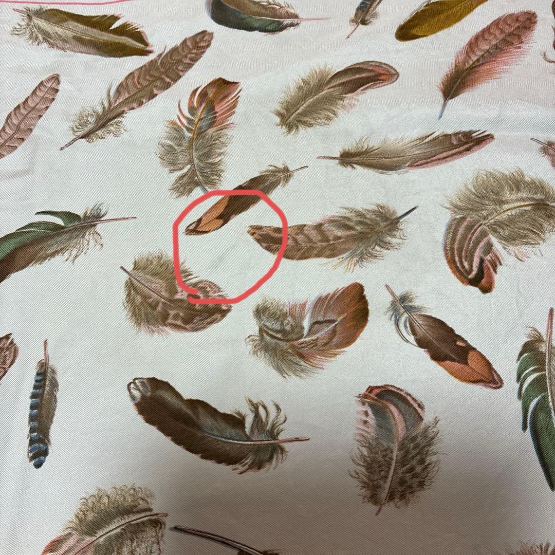 p*o様 HERMES エルメス　カレ90 PLUMES プリュム　羽　ヴィンテ