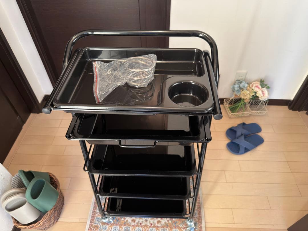 美容用ワゴン(未使用!!)