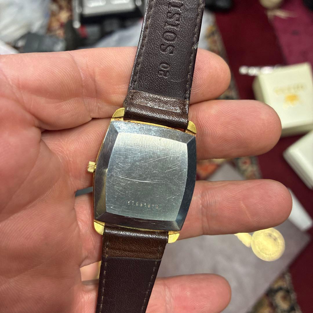亜*依様 LONGINES ゴールド スクエア型 時計