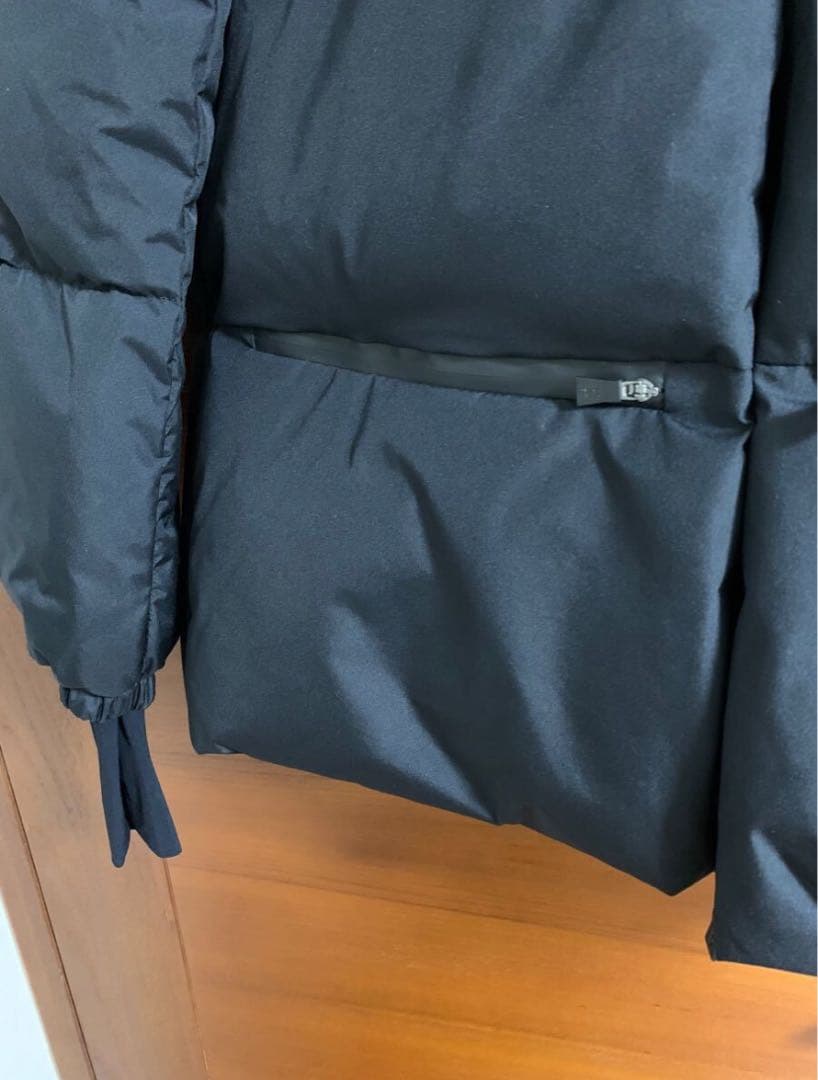 新品　ヘルノ　ゴアテックス　ラミナー　ダウン　ブラック　42 herno