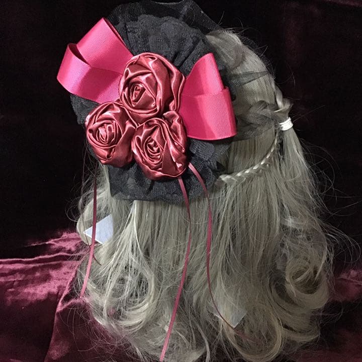 赤薔薇の円形ヘッドドレス