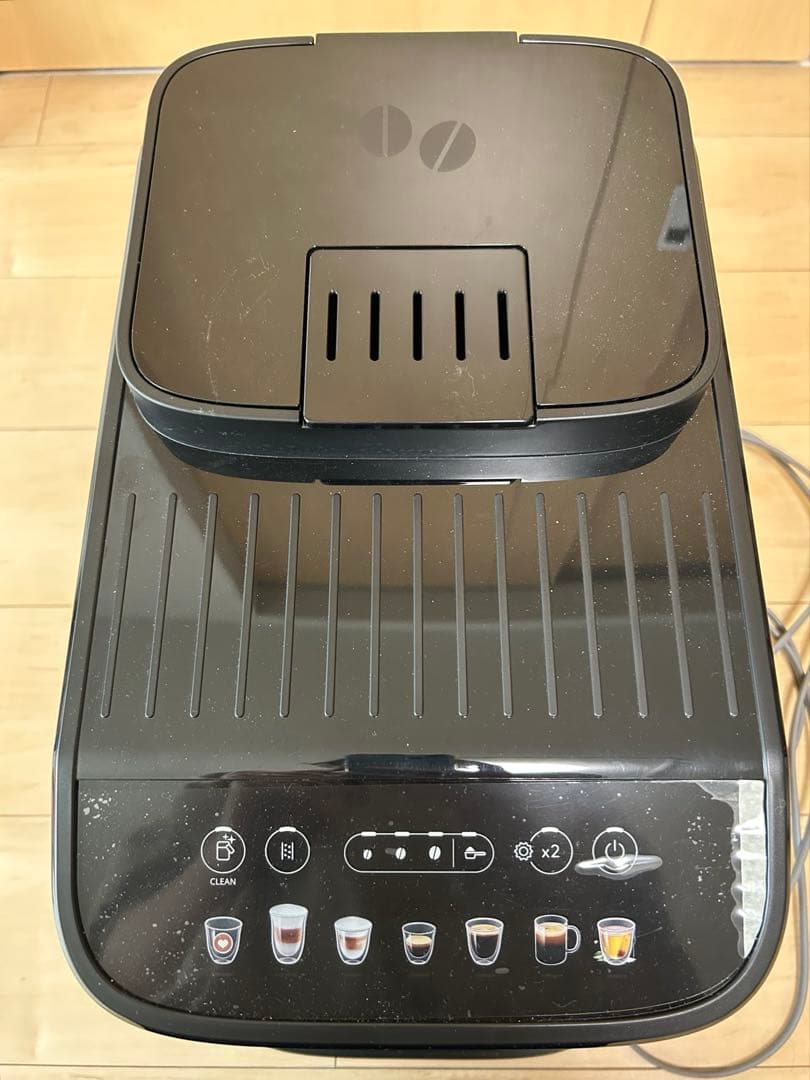 デロンギ　マグニフィカ イーヴォ 全自動コーヒーマシン ブラック