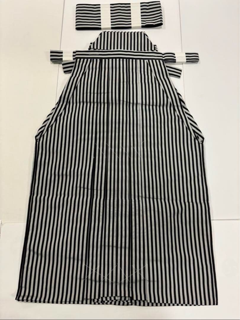 SALE　七五三　5歳男の子袴セット　黒系　キラキラ家紋　鷹　打ち出の小槌　新品