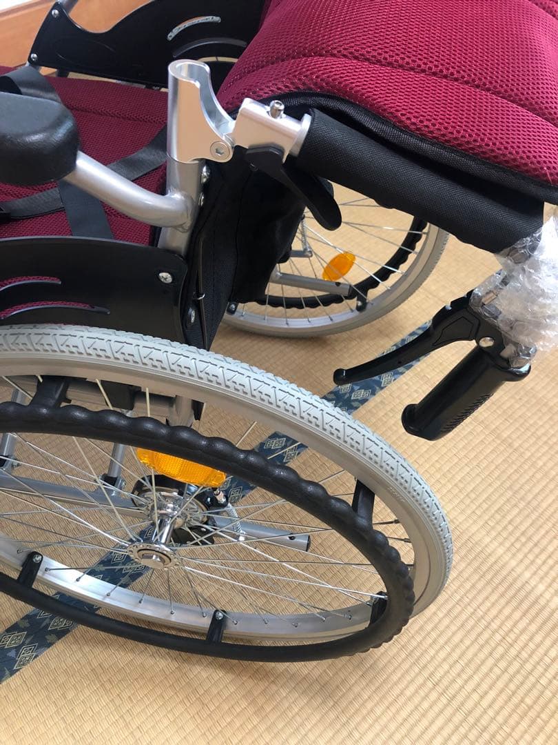 ケアテックジャパン　自走式車椅子　CA-15SU