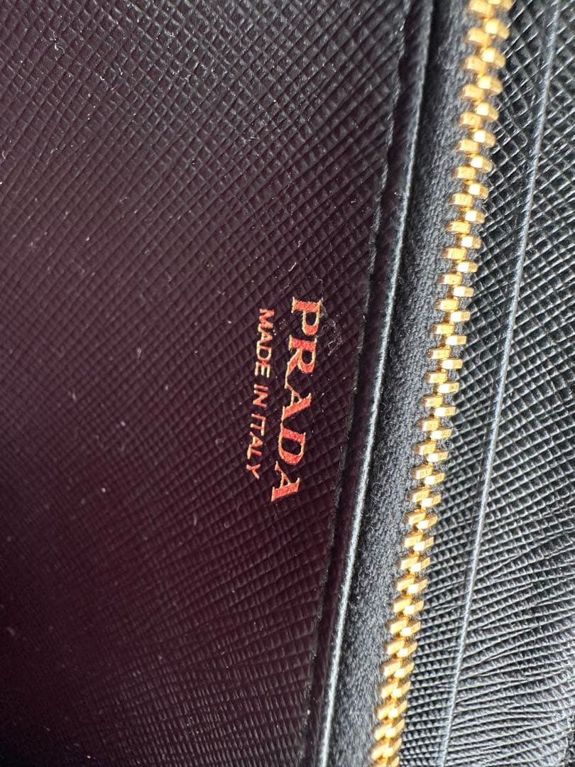 激安！超美品　PRADA ブラック 長財布 サフィアーノレザー